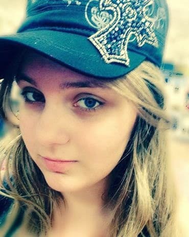Meet Emily: A Female Aspie Reconnect Testimony