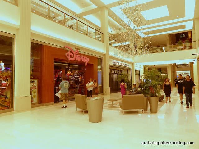 Entertaining  Children with Autism in the Mall of America