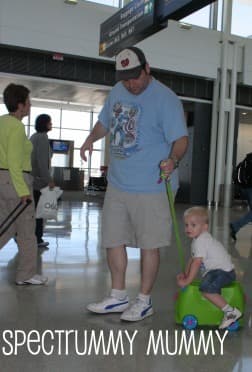 Dos and Dont's of Flying with Children on the Autism Spectrum