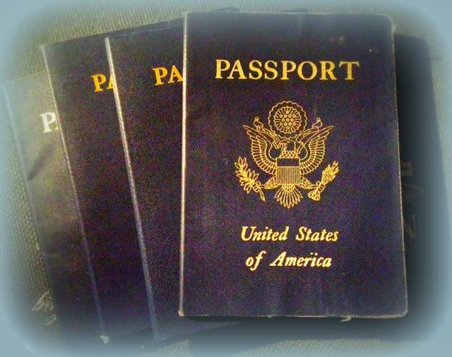 Cheap and Easy Passport Pictures
