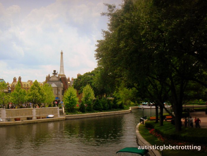 Clothing Tips When Taking Kids with Autism to Disney World water Clothing Tips When Taking Kids with Autism to Disney World water