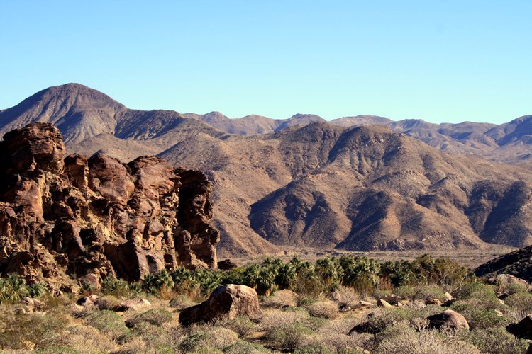 palm springs brown mountains