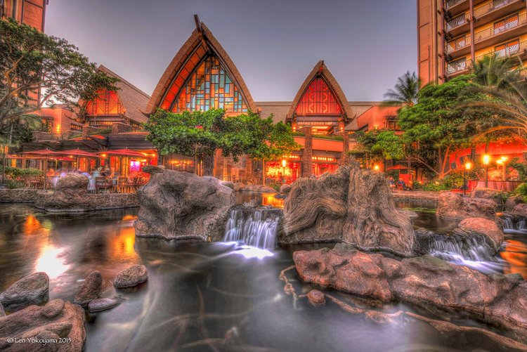 Best Thanksgiving Destinations for autism disney aulani