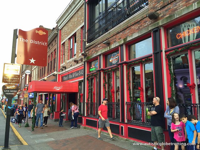 Family Fun in Nashville City street Family Fun in Nashville City street