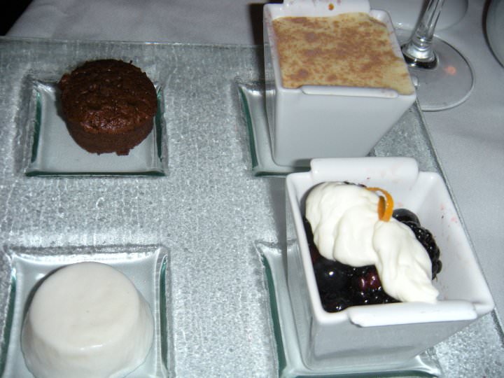 Mariner of the Seas Portofino restaurant dessert Mariner of the Seas Portofino restaurant dessert