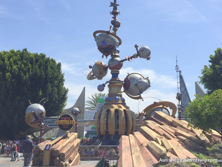 Best Disneyland Spinning Rides for Kids with Autism tomorrowland