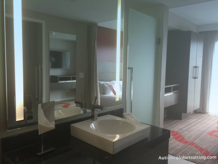 Luxury Stay at the Hard Rock Hotel San Diego bath