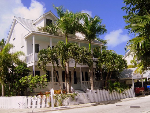 Taking Kids to the Hemingway House Museum house Taking Kids to the Hemingway House Museum house