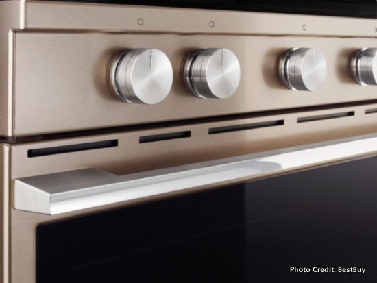 Welcome the holidays with the Whirlpool Sunset Bronze Gas Convection Range @BestBuy knobs