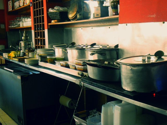 Exploring Jaffa Israel with Kids pots Exploring Jaffa Israel with Kids pots